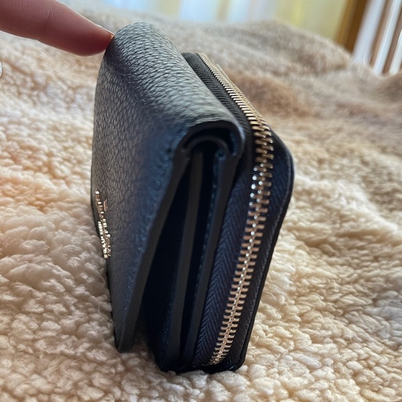 SOLD~ Kate Spade Black w/Gold Tri Fold Wallet Zipper - Picture 2 of 5